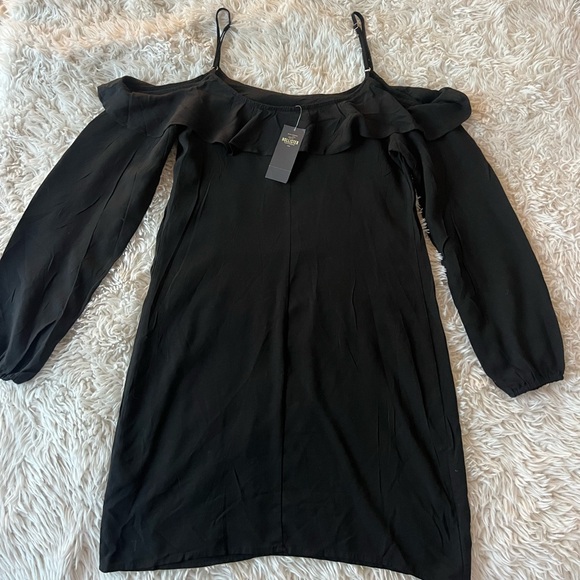 Hollister open shoulder dress - Picture 3 of 5